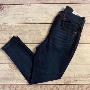 LOFT • Skinny Crop • Jeans